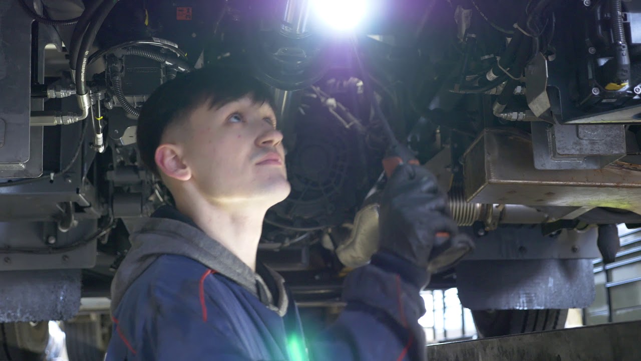 Apprenticeships at DAF Trucks Ireland