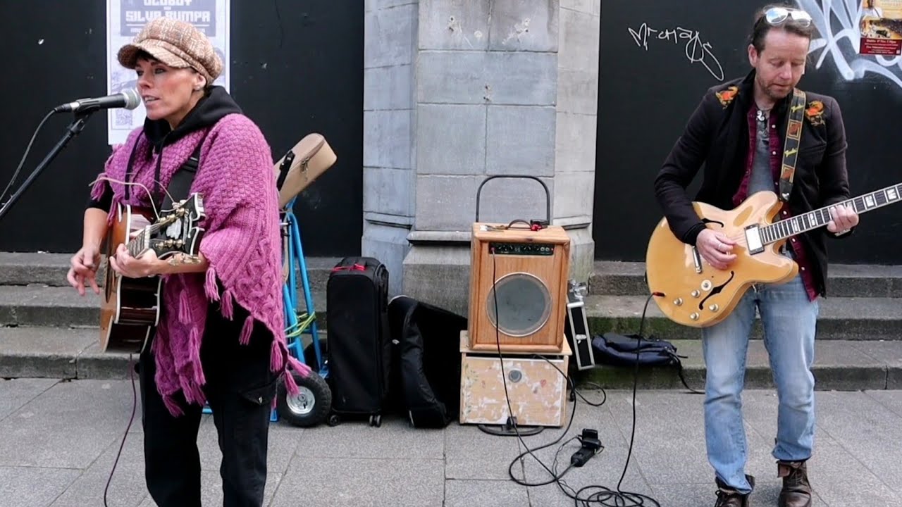 The Eurythmics (Sweet Dreams) Nailed by RUAH.