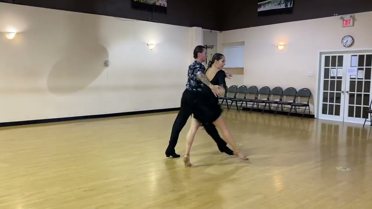 Gold Samba routine  Anton & Antoaneta  💃🏼🕺🏼
