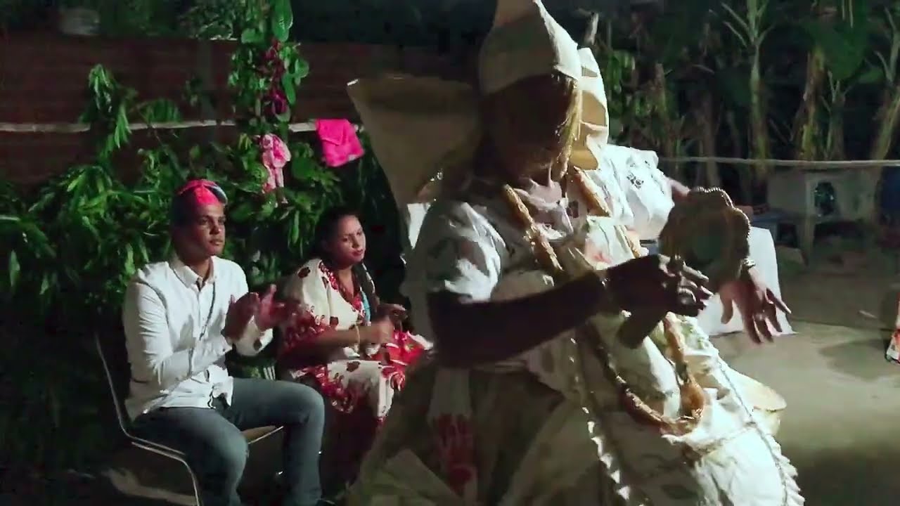 O 3º carro da beija-flor destruiu o Bembé com seus gárgulas. ISTO AQUI É OXUM! É A FÉ! LAMENTÁVEL! 