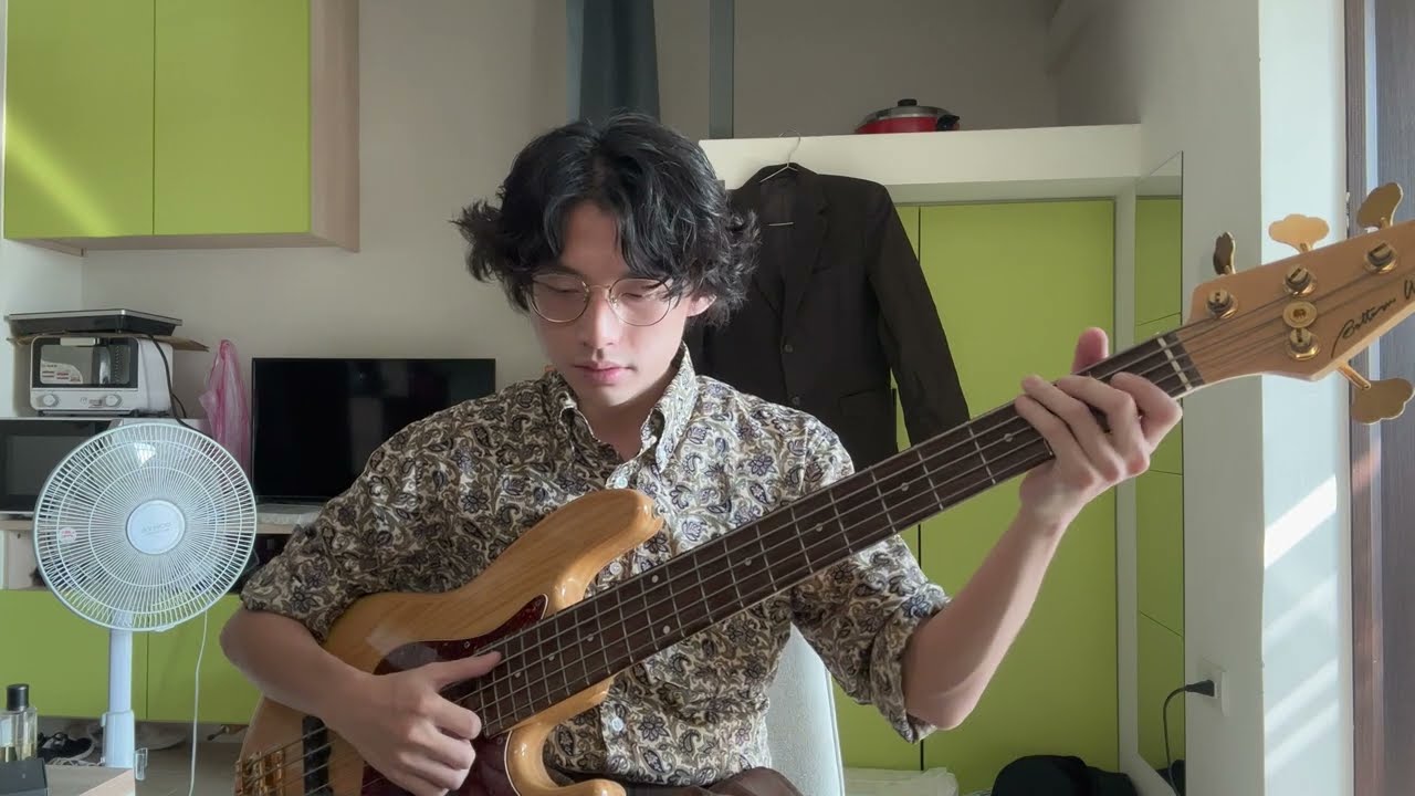 Vast & Hazy  - 水查 (bass cover)