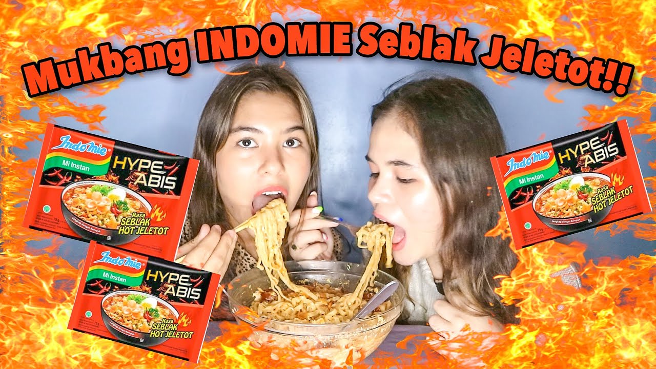Nyobain + Mukbang Indomie SEBLAK JELETOT!! Hype abisssss!! | Sarina Nielsen