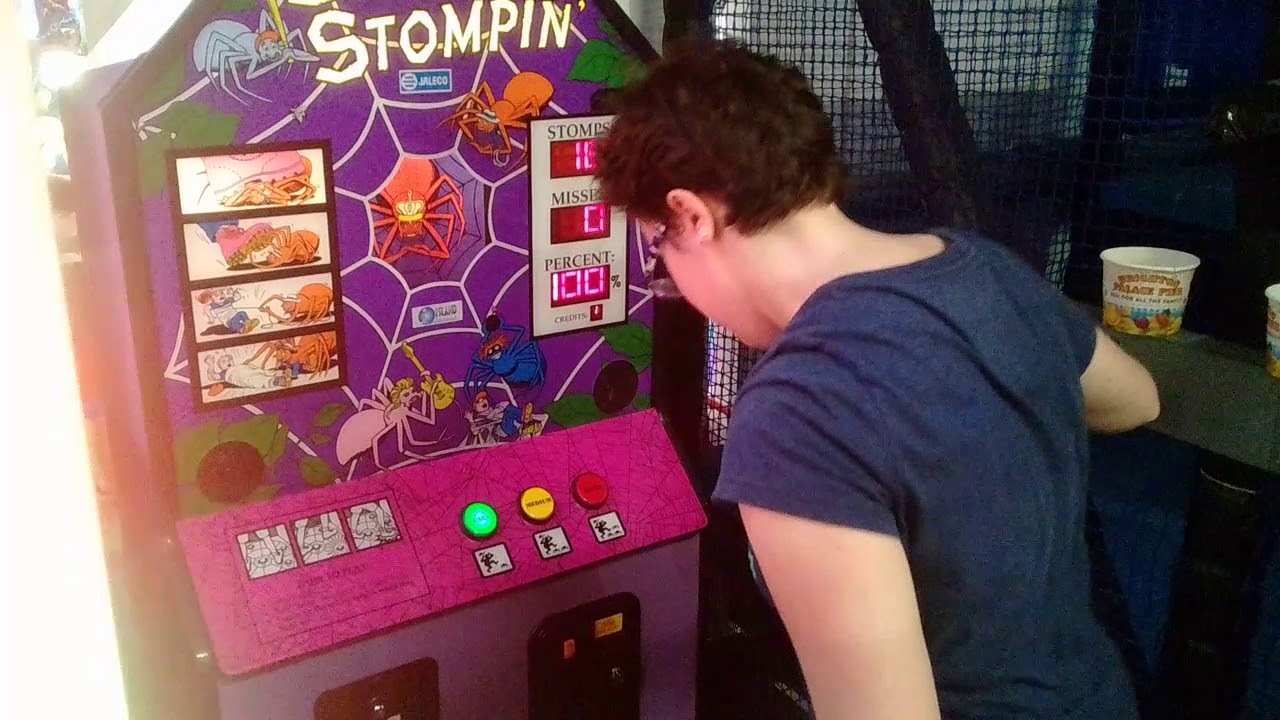 Spider Stompin arcade gameplay at Brighton