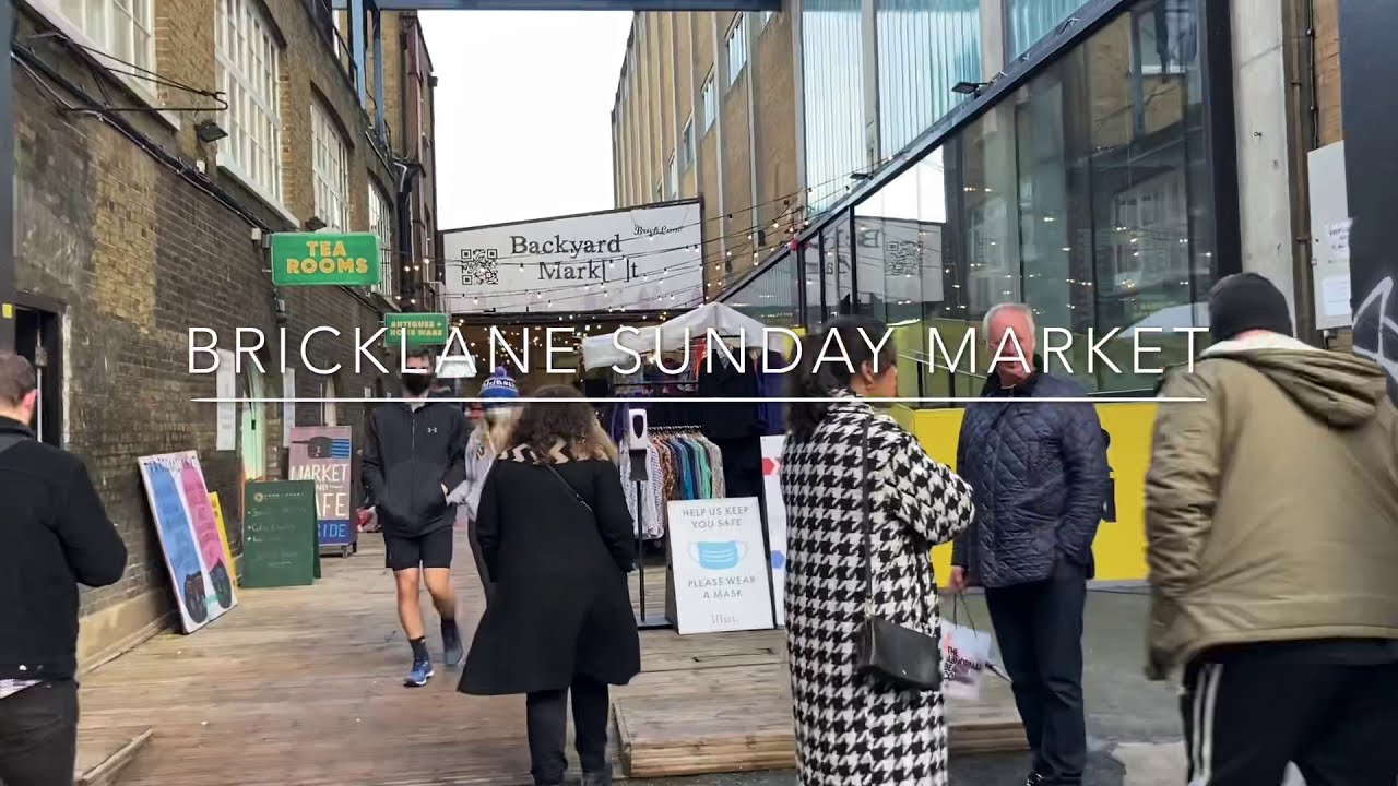 walking London&rsquo;s bricklane market /  bricklane backyard market
