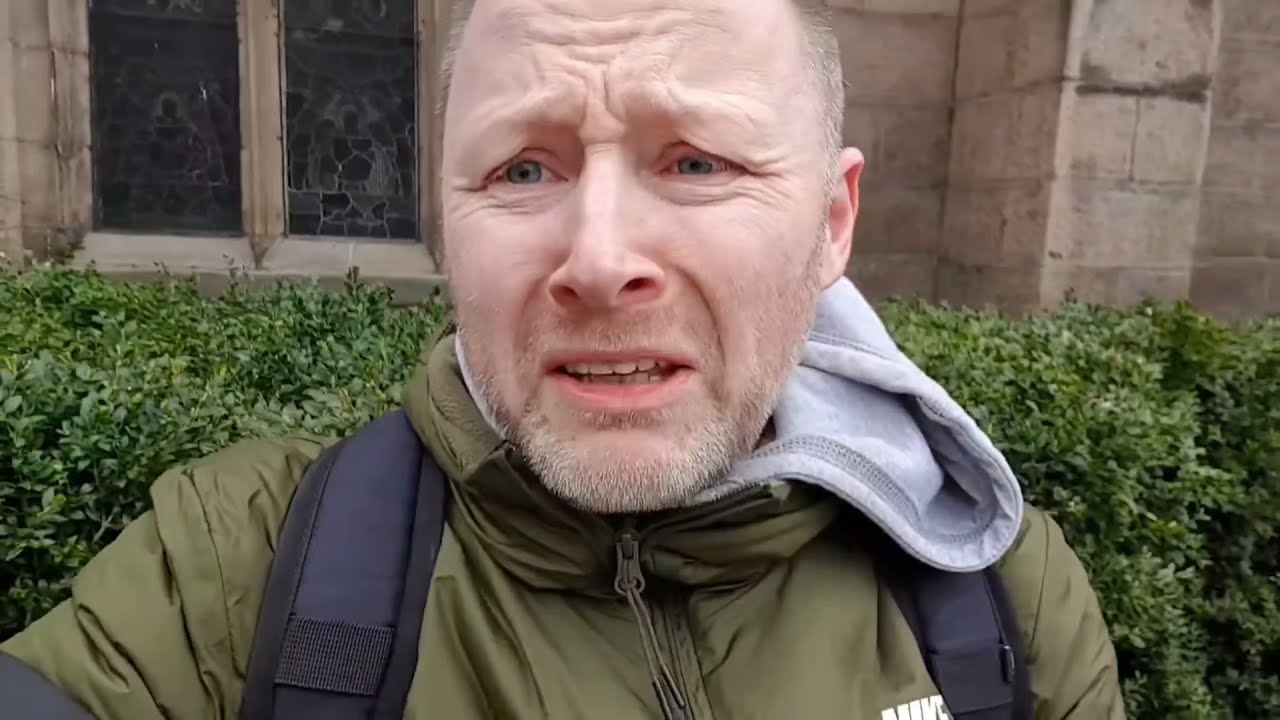 Limmy is told of the concept of 'Smeek' by two Geordie lads.
