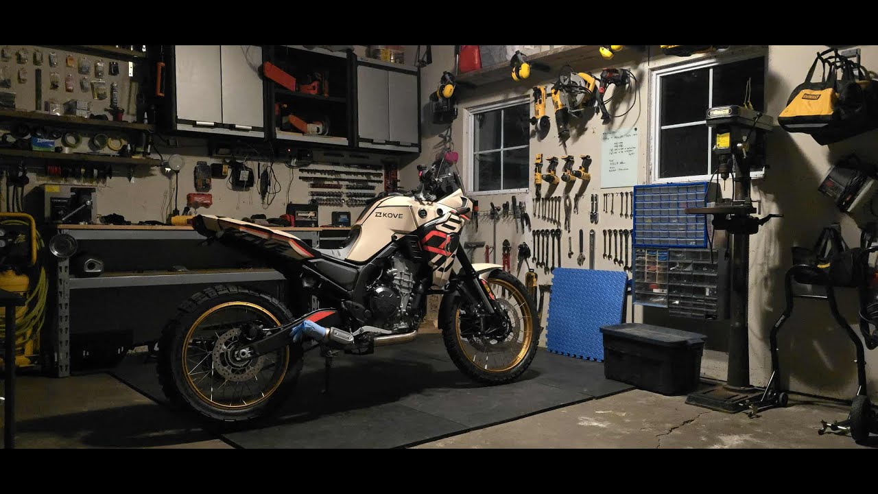 Kove 800X Pro - SKDA Graphics Install Hyperlapse