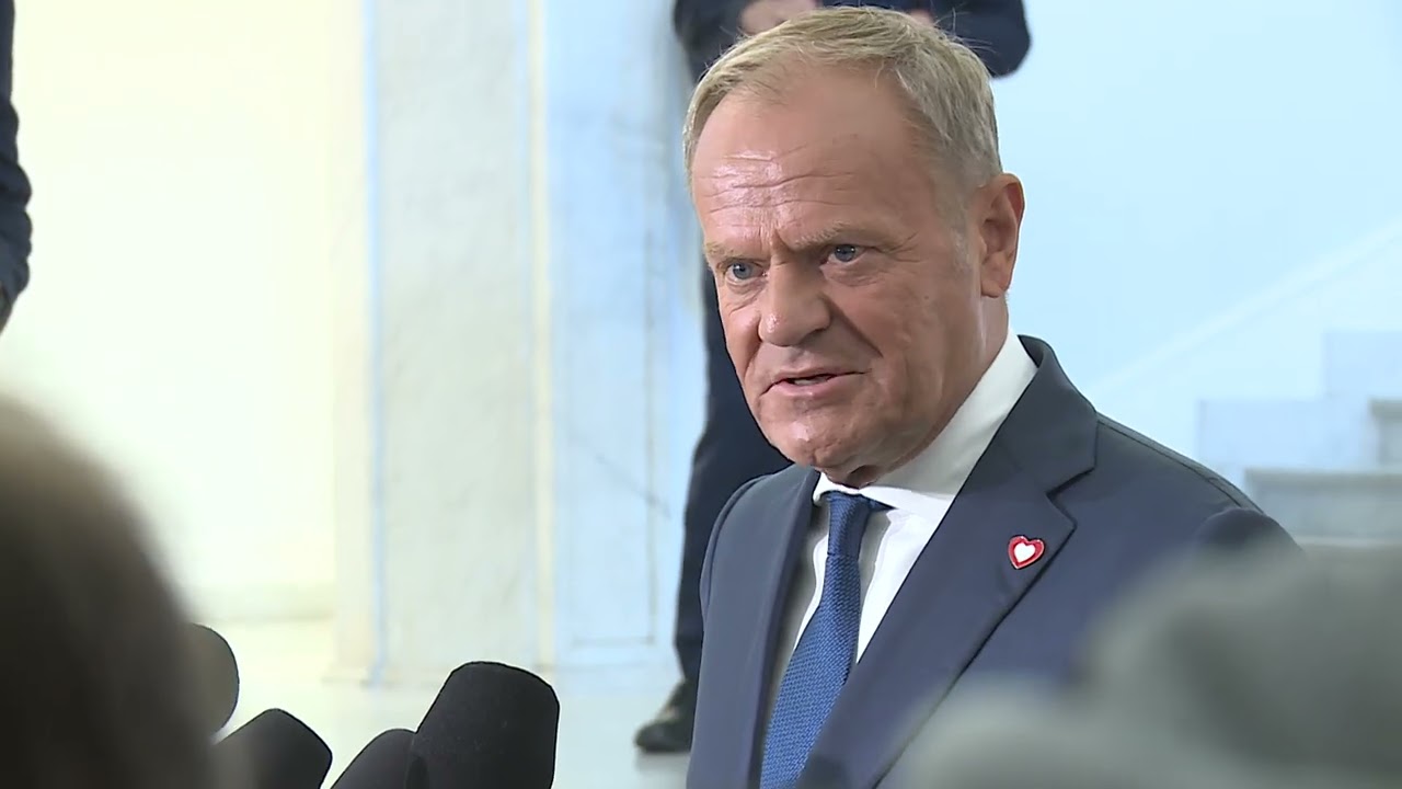 TUSK chwali się nowymi samolotami PLL LOT! Jak było naprawdę?