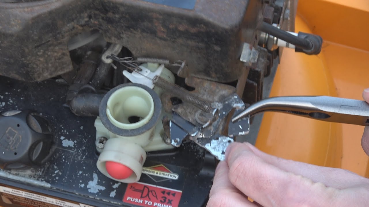 Så justerar man varvtalet på sin gräsklippare -  Briggs&Stratton Classic & Sprint