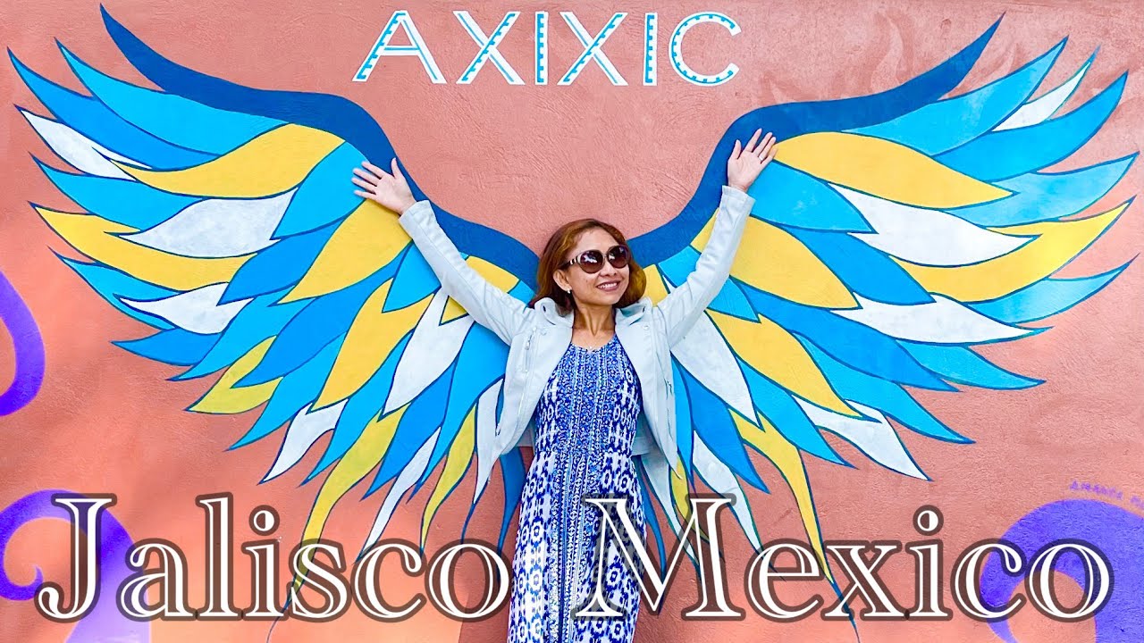 Remarkable AJIJIC ‘The Expatriates’ Village in Jalisco MEXICO