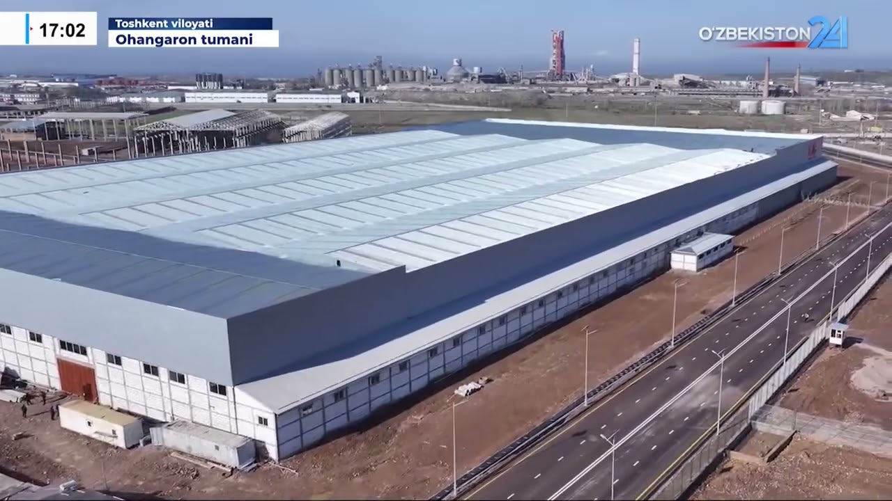 Prezidentimiz Ohangarondagi texnoparkda mis mahsulotlari ishlab chiqarish quvvatlari bilan tanishdi