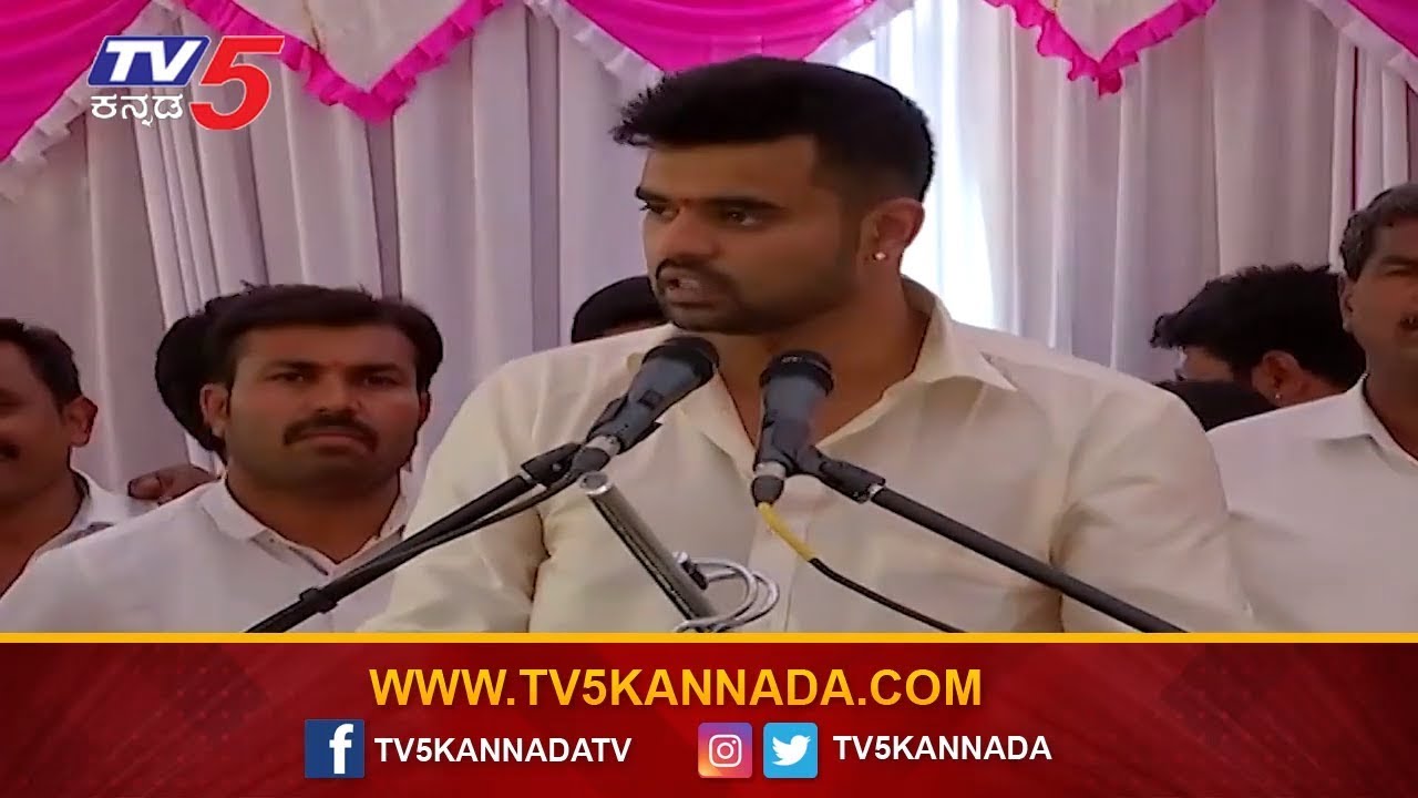 JDS Prajwal Revanna Speech At Hassan | JDS Public Meeting | TV5 Kannada