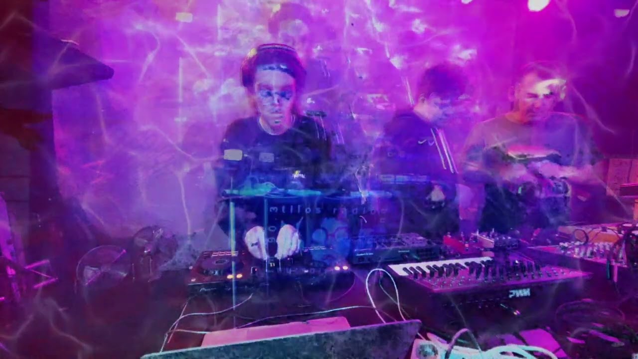 Tilos Karav&aacute;n / pTrui - Bobby Shyze - Dj Titusz // Szabadkik&ouml;tő live (2025-05-10)
