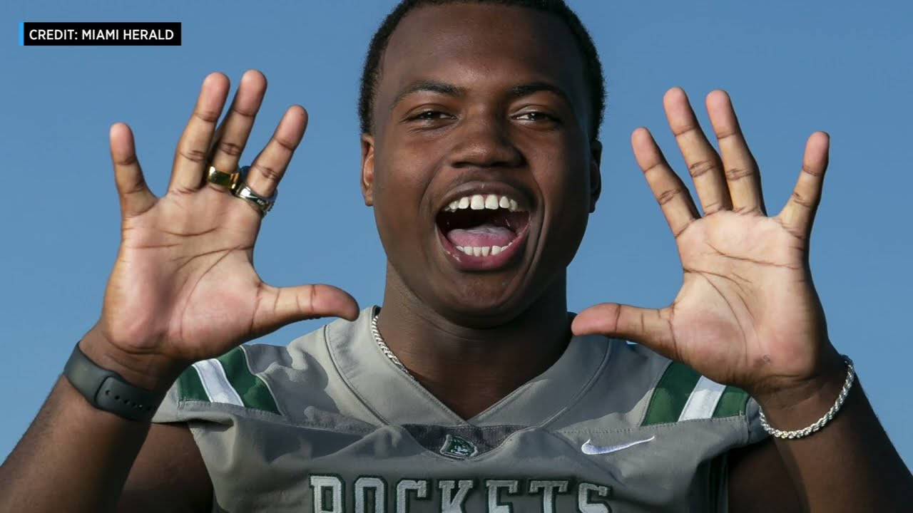 Nat Moore Trophy Nominee: Rueben Bain - DE - Miami Central High School
