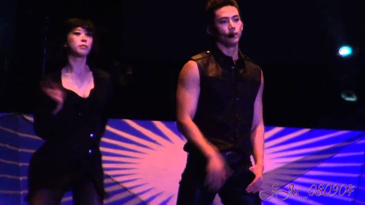 [120310 2PM Hands Up Asia Tour IN HK] Back2U #택연 #Taecyeon #2PM