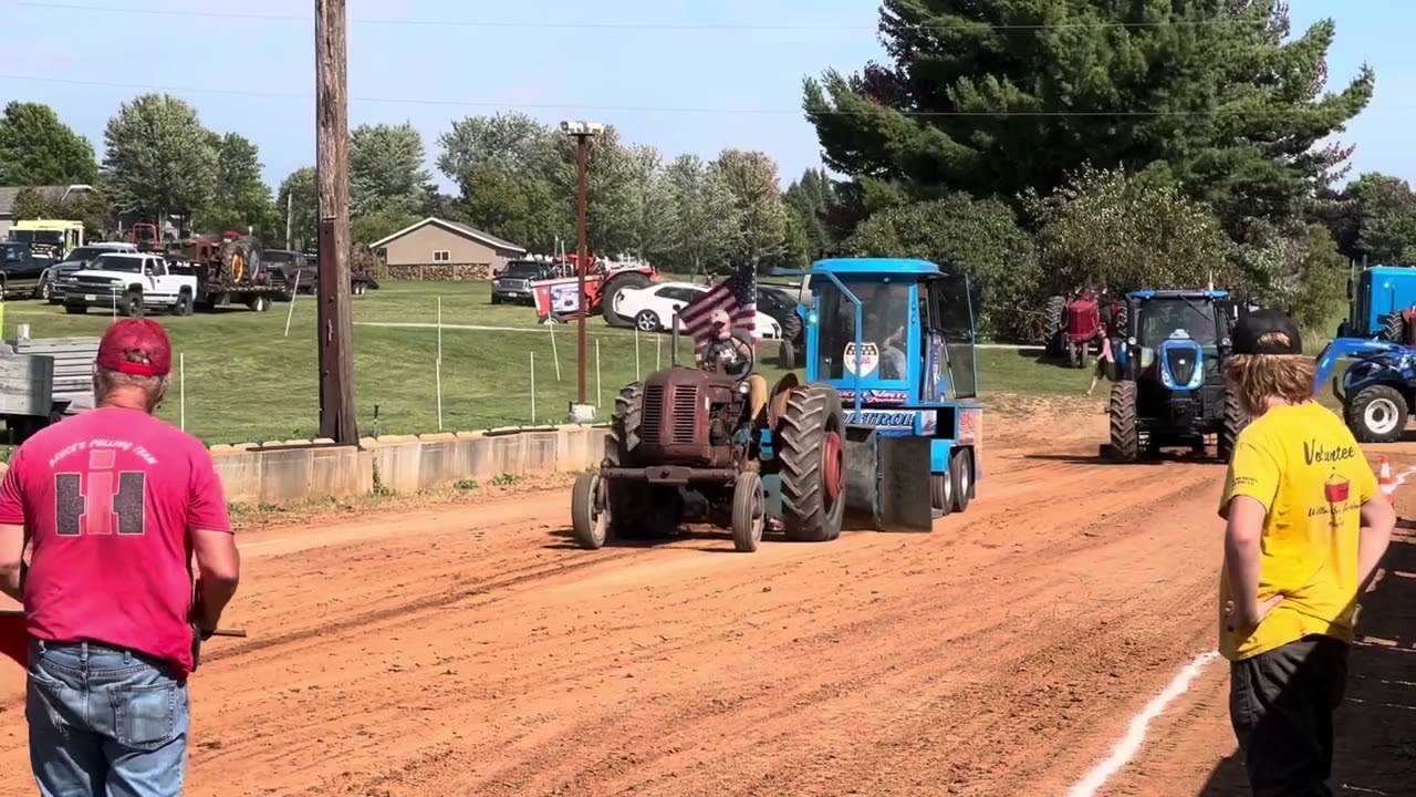 Cockshutt 40 first place tractor pull