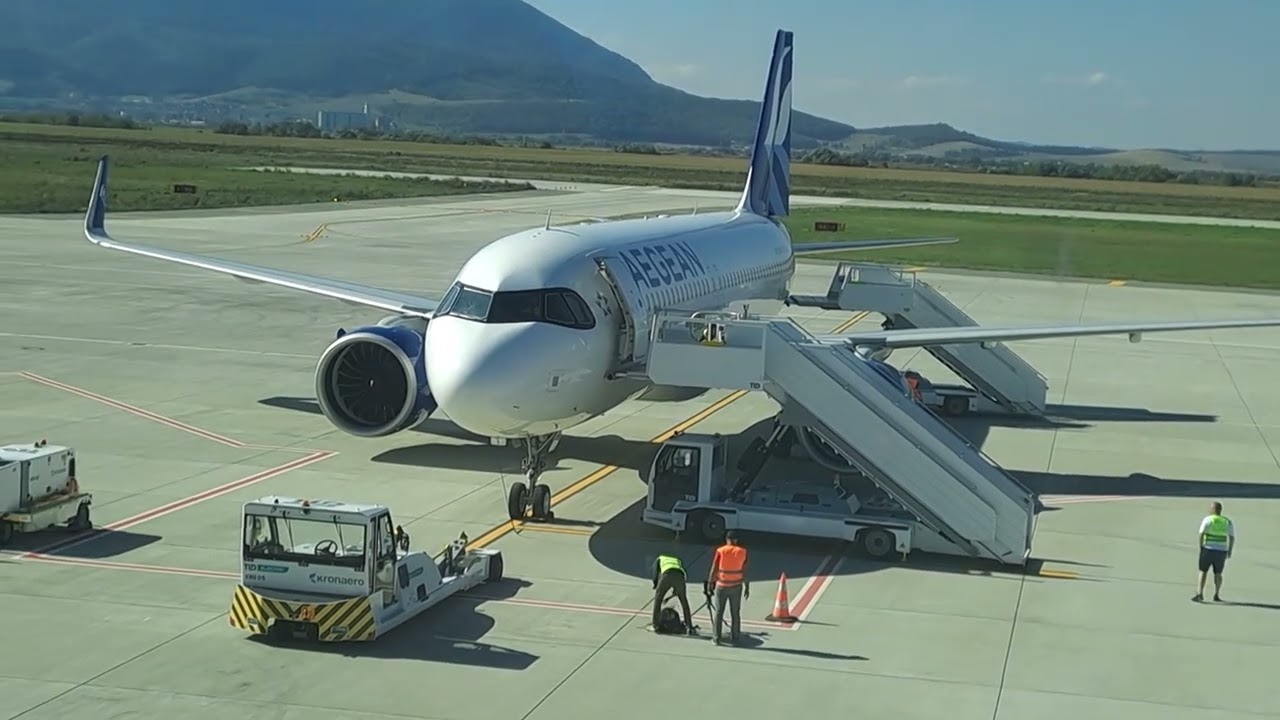 Aeroportul Ghimbav Brasov decolam cu Dan Ayr o Aeronavă pregătită de zbor.