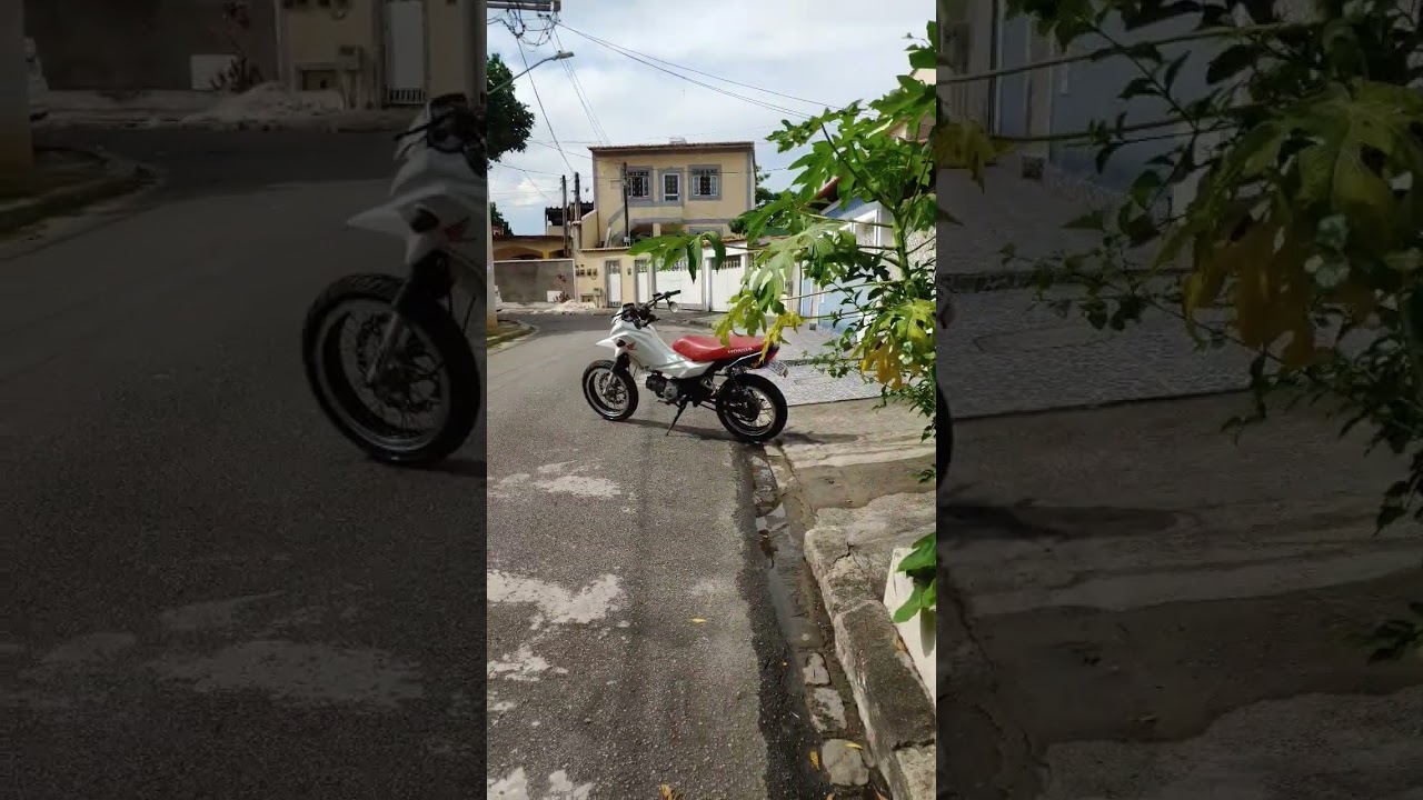 Pop 110 com rodas aro 17