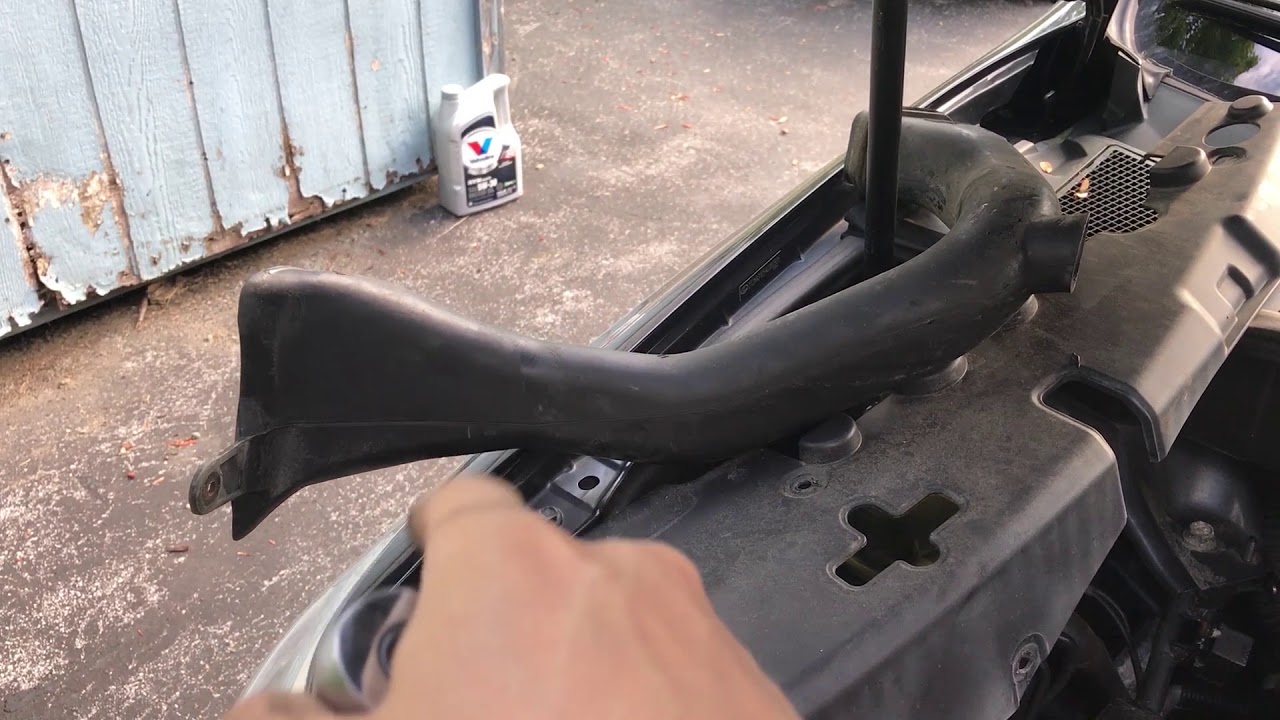 Fixing no A/C: Replacing an Air Conditioner Condenser on a Lexus RX330