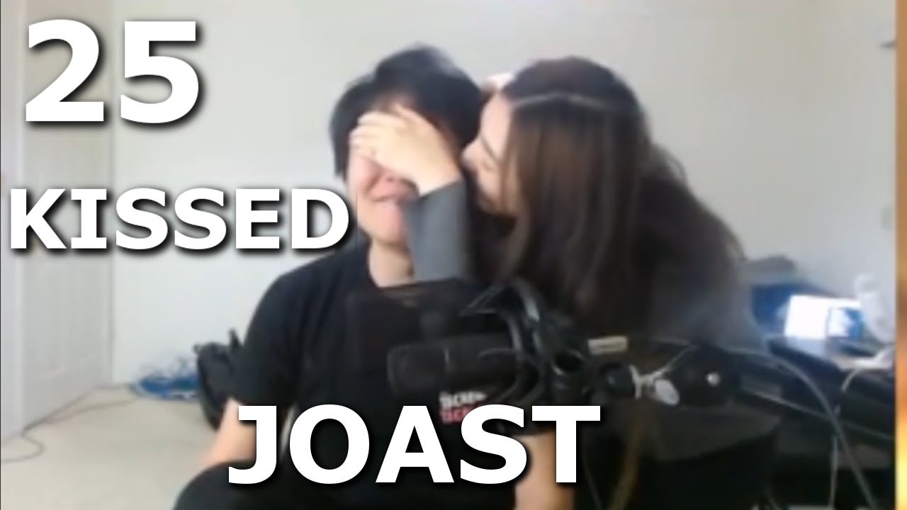 JANET kissed TOAST - JOAST MEME DRAMA #25