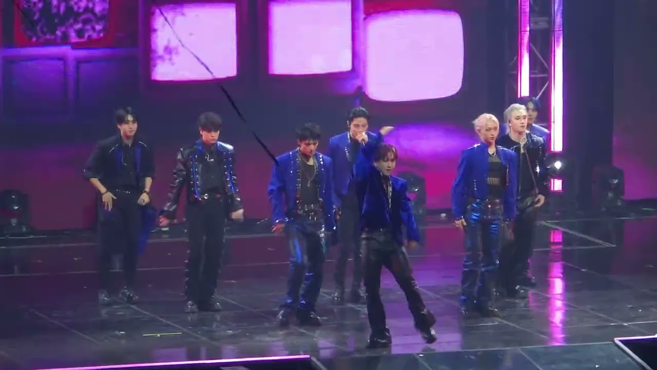 Stray Kids Chk Chk Boom - 2025 K-World Dream Awards 082125 Fancam
