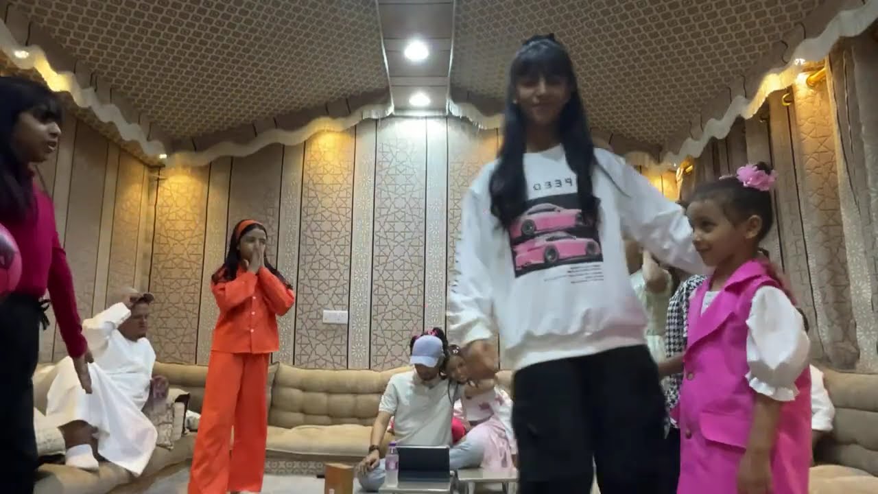 بدأت قناة 