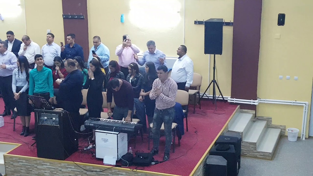 Naomi  oprisan sfânt e numele tau ( florin dan carul de biruință)