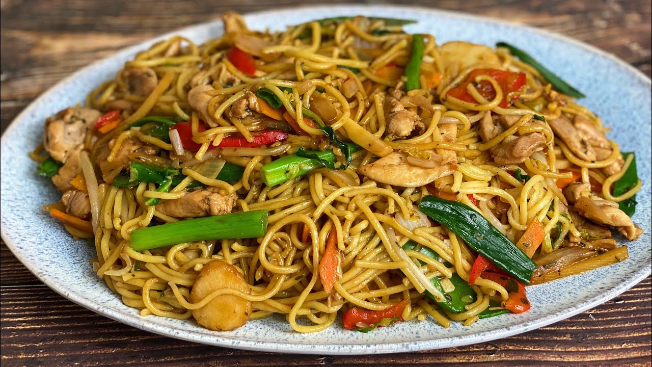 CHICKEN CHOW MEIN || EASY RECIPE || TERRI-ANN’S KITCHEN