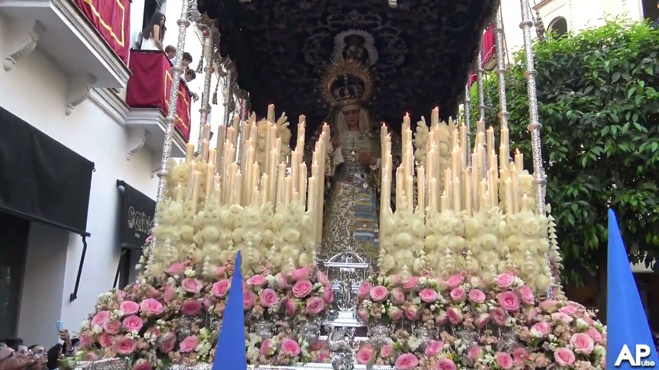 La Virgen de la Hiniesta en la Cuesta del Bacalao | Semana Santa Sevilla 2023