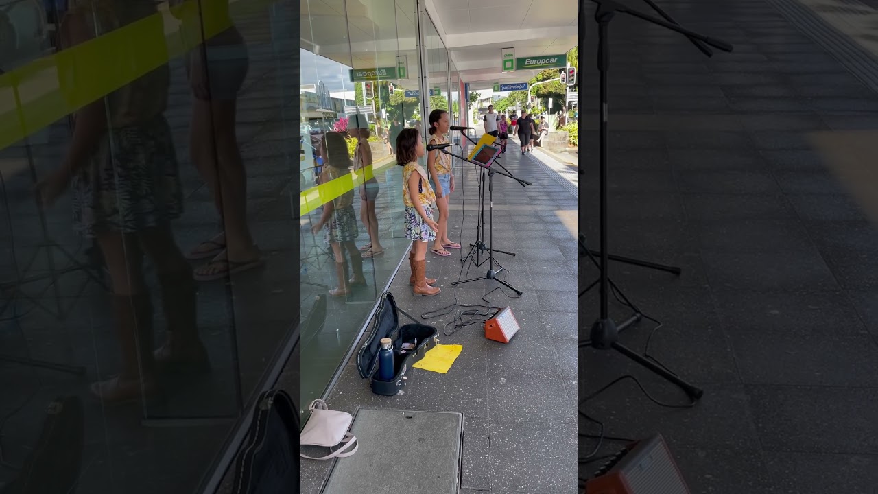 something that I want / #kidssinging #streetperformer @TheSavageSisters3 the savage sisters
