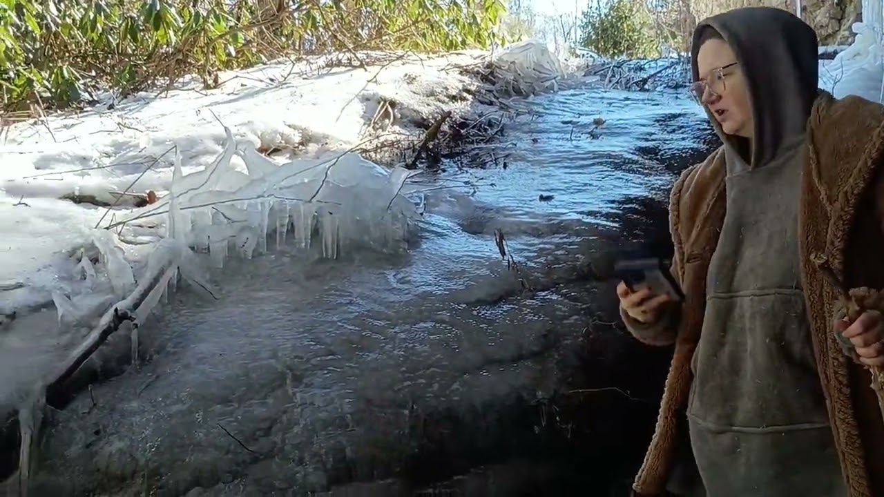 Второй день поход к ледяным водопадам .The second day of the hike to the ice waterfalls.