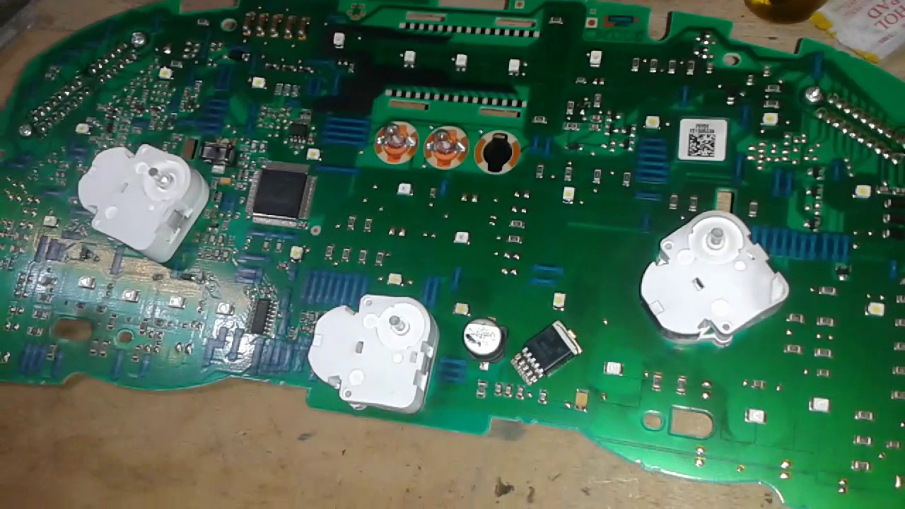 Reparación de un tablero Hyundai accent memoria 93s56