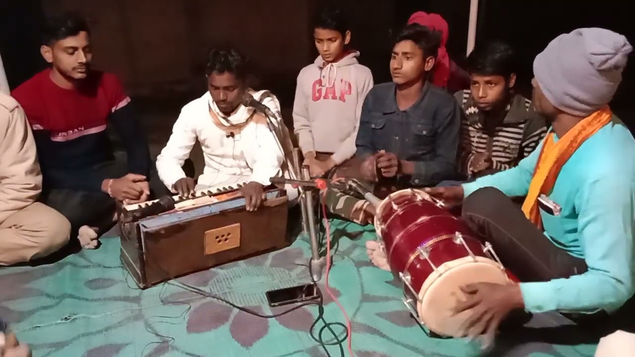 काहे तेरी अंखियों में पानी, कृष्ण दीवानी मीरा, श्याम दीवानी @maithilithakur @DhirajKantSongs 🙏