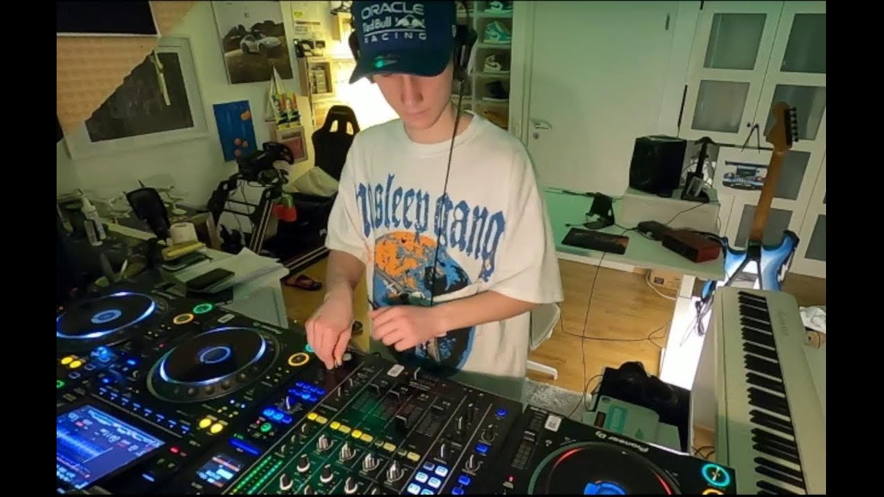 Housemusic, with IDs!!!