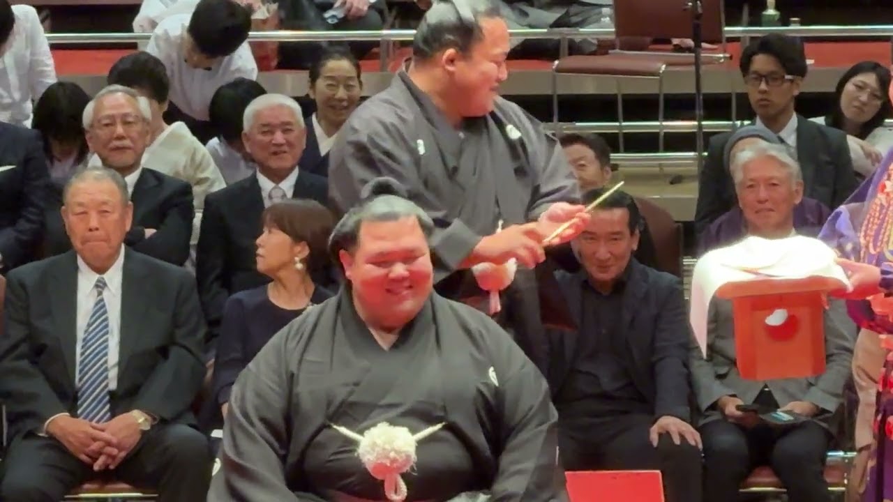 速報版【阿武咲断髪式】御嶽海 王鵬 正代 明生 尊富士 錦富士宝富士が鋏をいれる2025.6.1 [ONOSHO retirement ceremony]