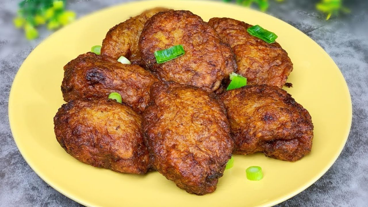 РЕЦЕПТ АКРАКРО ИЗ ГАНА | ПРОСТОЙ И ВКУСНЫЙ РЕЦЕПТ КАКЛО | Оладьи из плантана | Debzies Delight