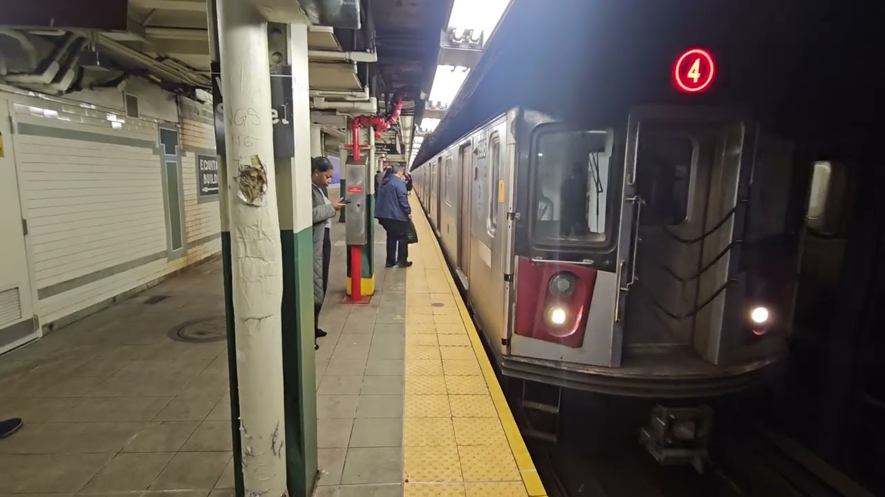 4 and 5 Train action at wall street (IRT)