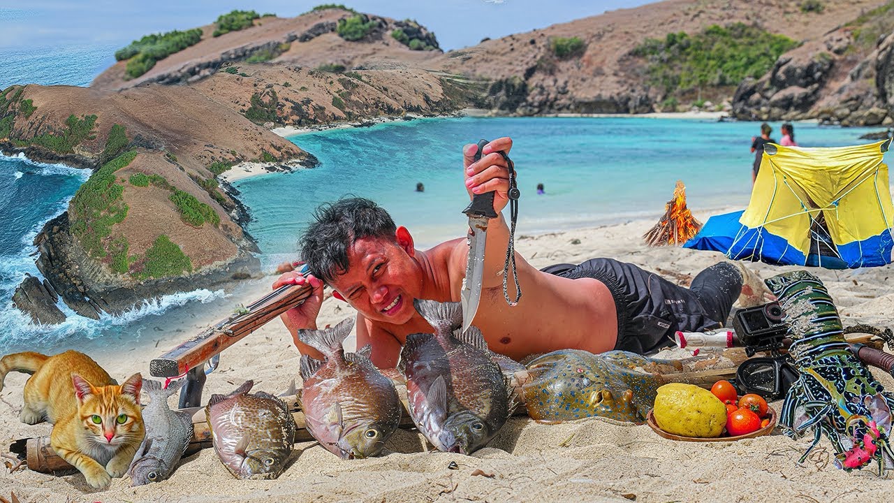 CAMPING BERBURU LOBSTER, IKAN MONSTER DI LAUT SELATAN | BAKAR & MASAK | Spearfishing, Catch & Cook