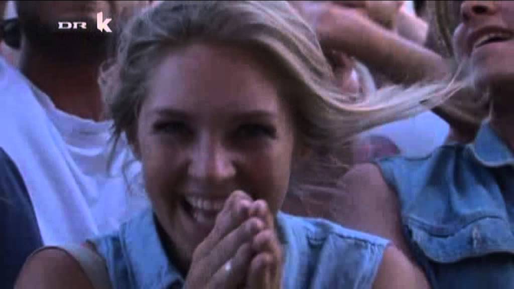 Kashmir - Lampshade -  Live @ Roskilde Festival 2010