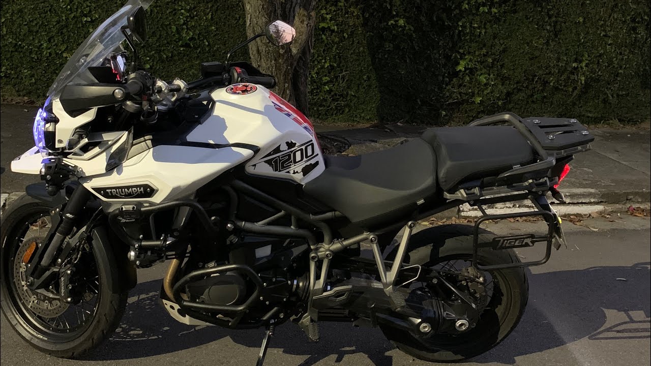 TRIUMPH TIGER 1200 EXPLORER XCX NOS DETALHES