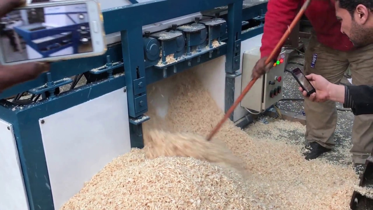 الجديد         ماكينه نشارة 4 درفيل    22 حصان      01224575014