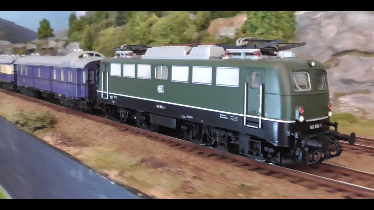 Trix International BR 140 digitalisieren ESU Lokpilot 5 und LEDs einbauen