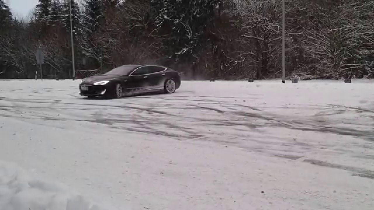 Tesla drift, model s drift, model s drifting, tesla spin, silent drift