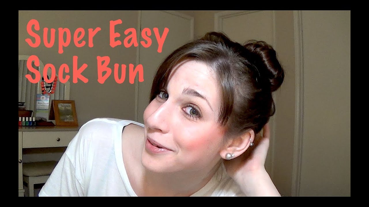 SUPER EASY SOCK BUN (by @CandidCrandell)