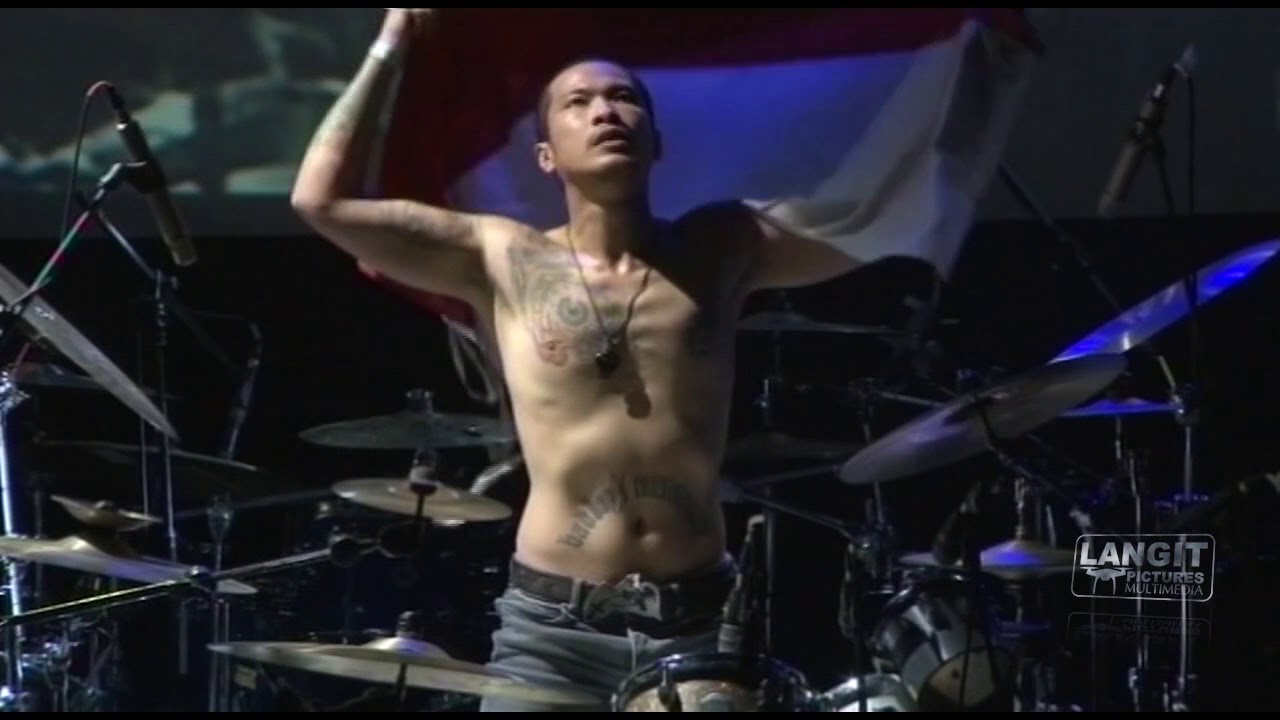 METAL VS FUNK (RAIDEN SOE - KUDUT - IKIS TCUKIMAY - VIJESH)  - Bandung Drums Days 2013