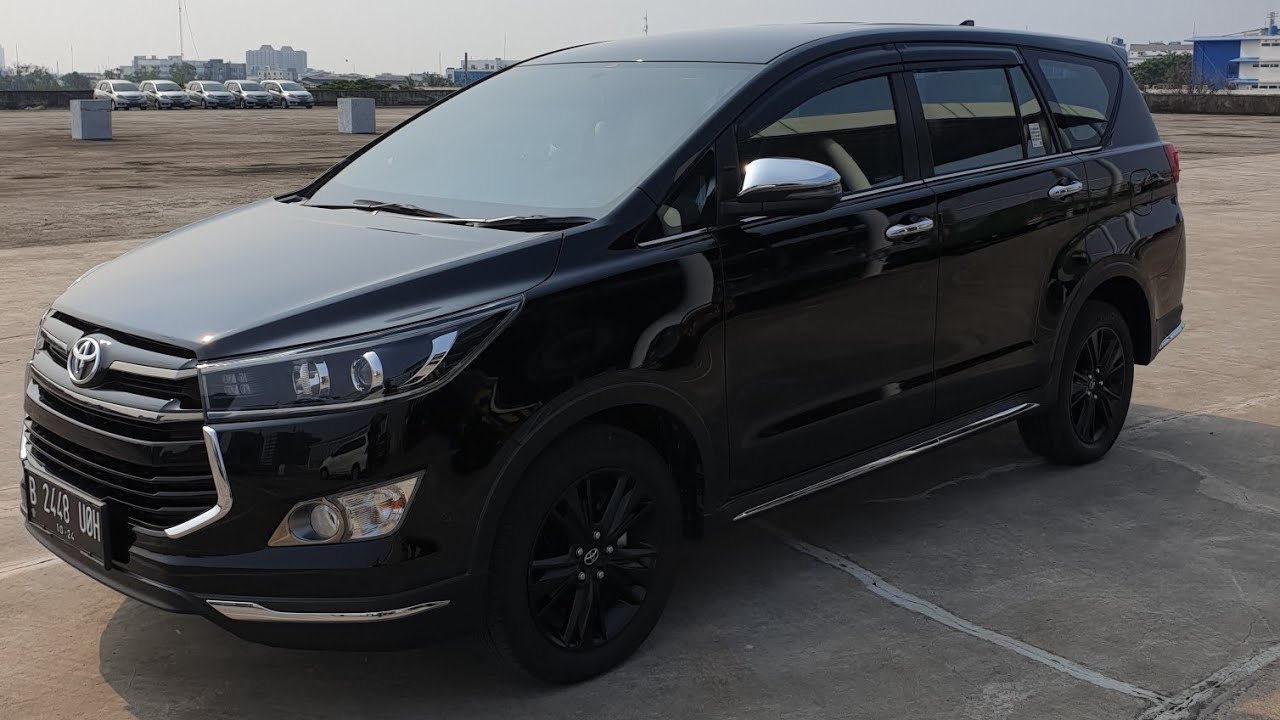 Toyota Innova Venturer 2.4 Diesel 2020 review and Test Drive | Wills AutoGarage