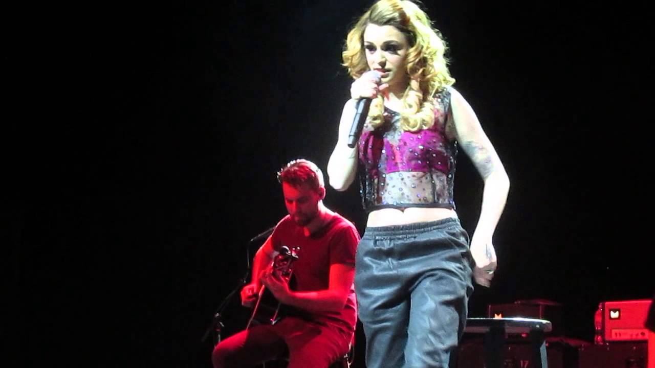 Cher Lloyd - I Don't Trust Myself With Loving You/Turn My Swag On (Kansas City)