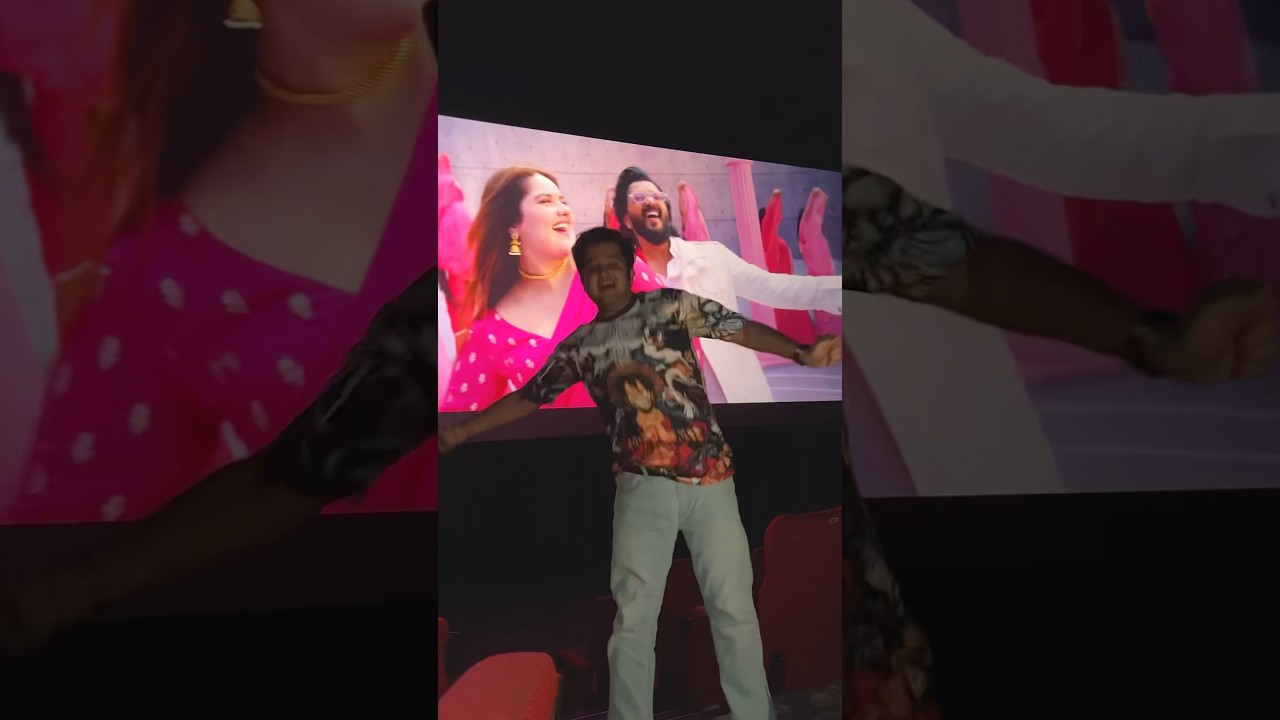 Saree❤️ #trending #shortvideo #dance #dhamaal4 #riteishdeshmukh #saree #anjalianand #yt #hookstep