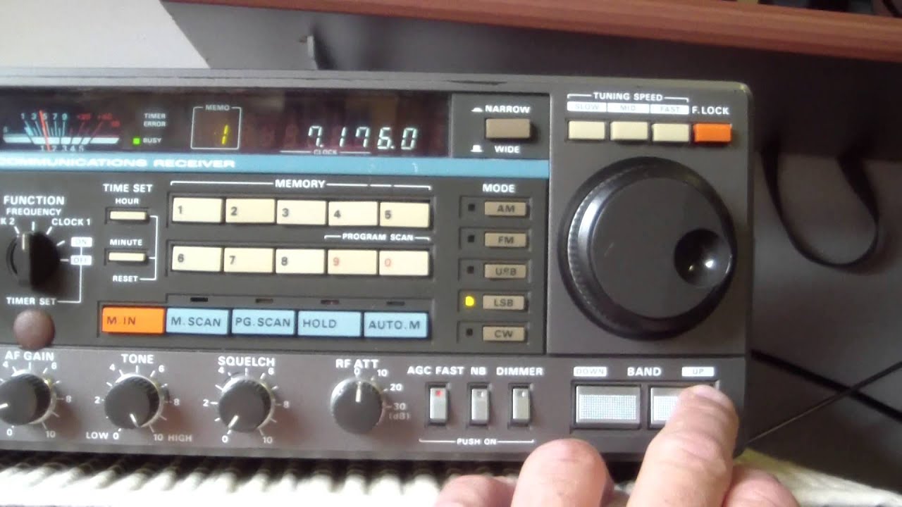 Kenwood R-2000 ontvanger all mode 150 Khz tot 30 Mhz.