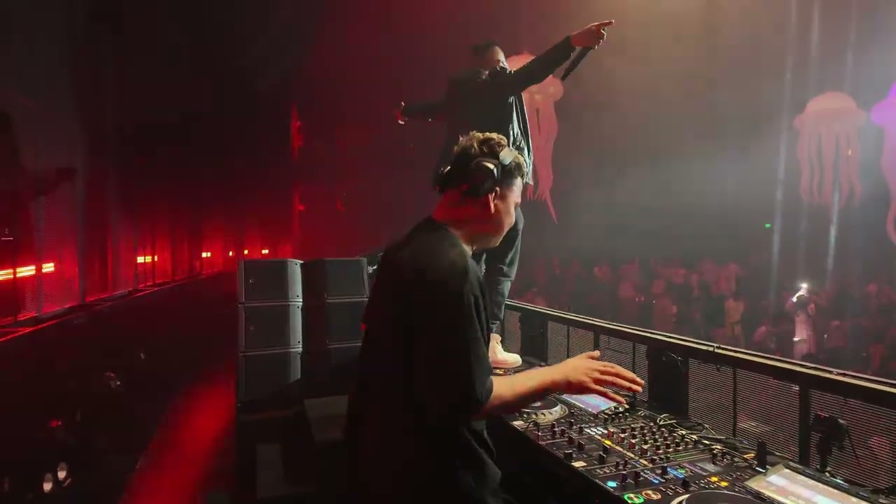 Thar Soe,Dynamite,Be Bee- ( ဝိုင်းကြီးပတ်ပတ် ) Live At #Pioneer Plus & #Top Level Entertainment
