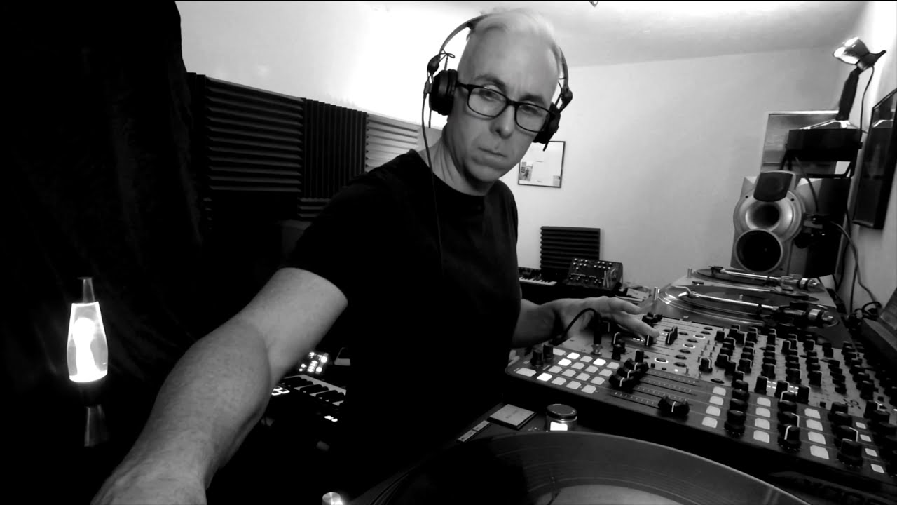 Underground Techno Live Stream with Sejon | 13 November 2025